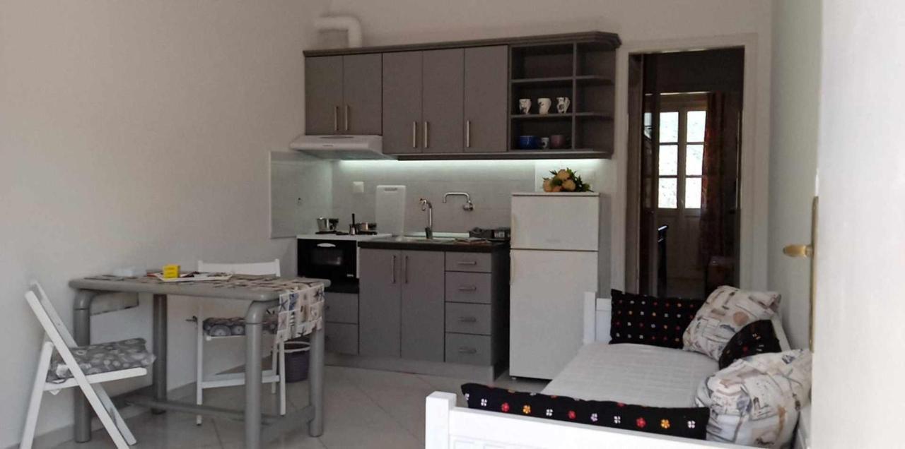Andros Lighthouse Apartments Mesaria  Exterior foto